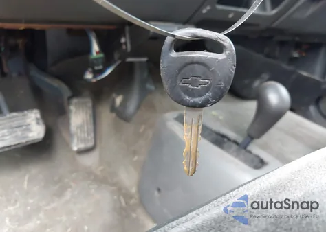 2003 Chevrolet Silverado K1500 from USA, damaged, VIN 2GCEK19V231159504